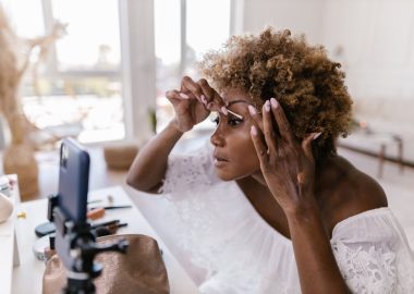 眼睫毛膠水的選擇與使用報告