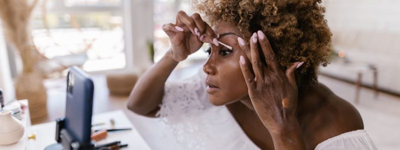 眼睫毛膠水的選擇與使用報告